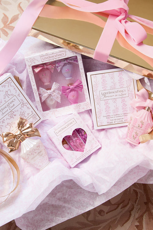 Deluxe Holiday Gift Suite Bundle