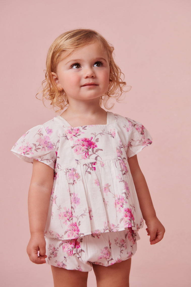 Baby girls top in dainty floral print.