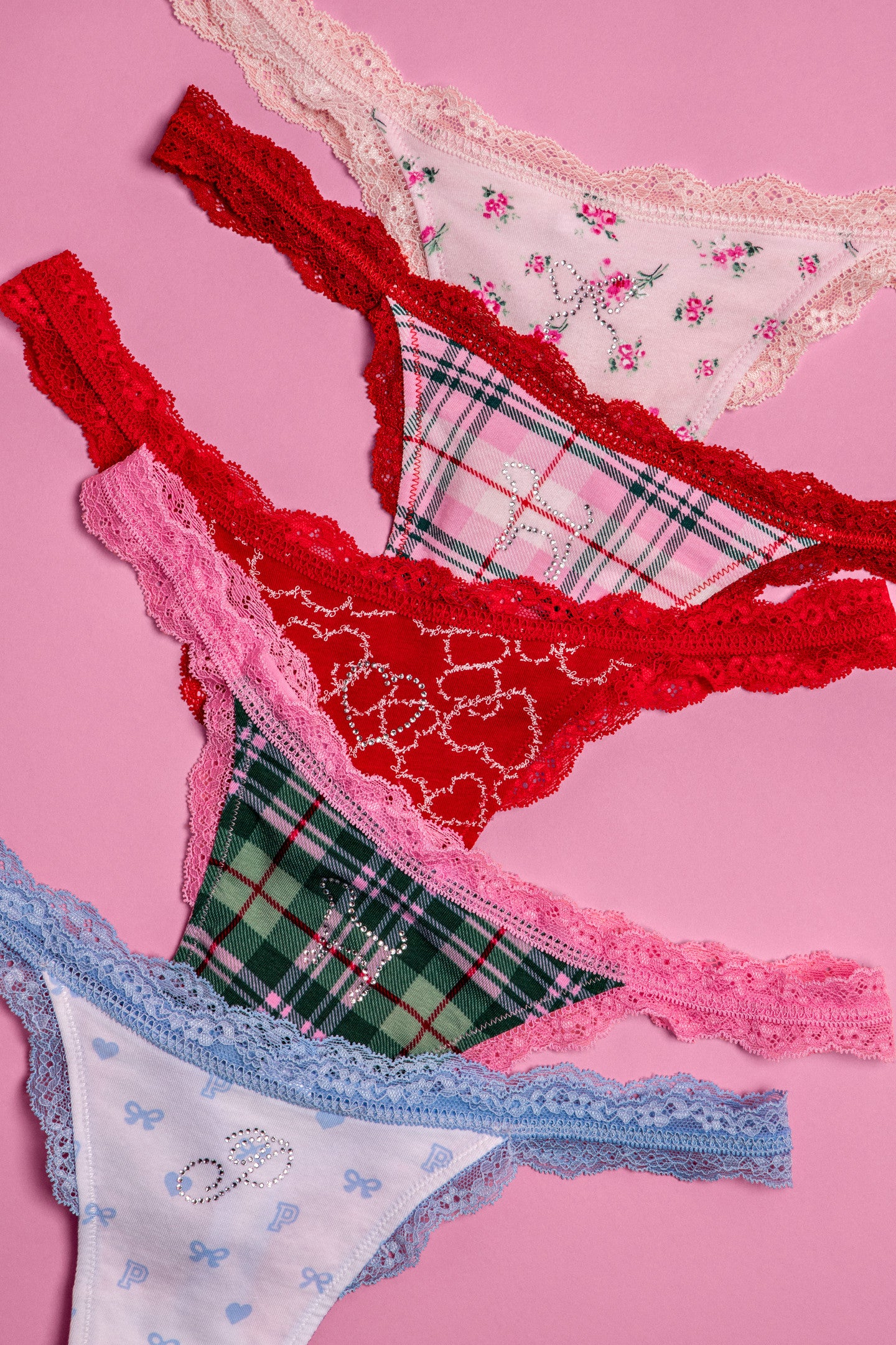 2025_LSFxVSPINK_Holiday_StillL