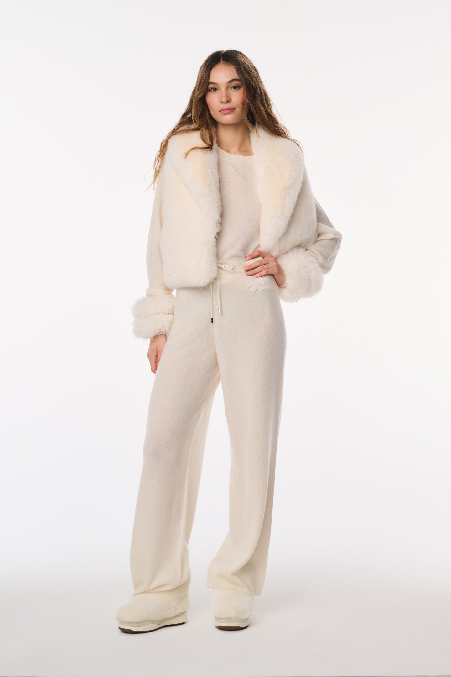 IVORY_FUR_CASHMERE_KNIT_COMBOG
