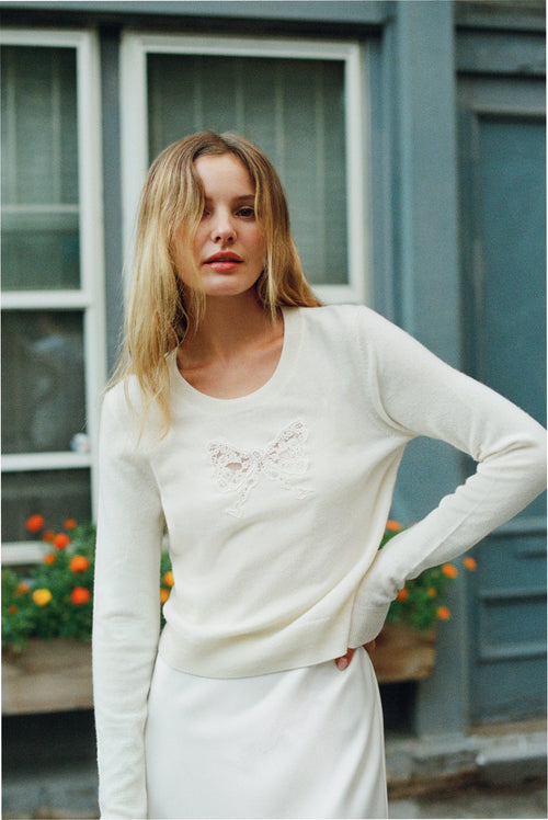 Mingley Lace Bow Wool Sweater