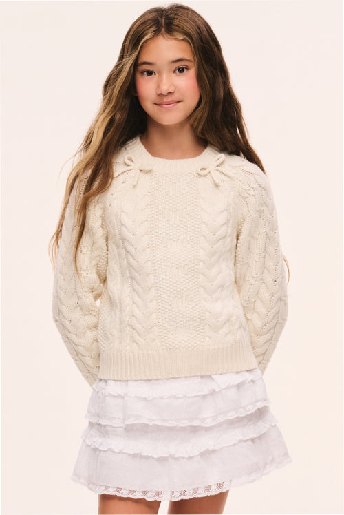 Girls cable-knit sweater with crew neck and front cable pattern, off-white