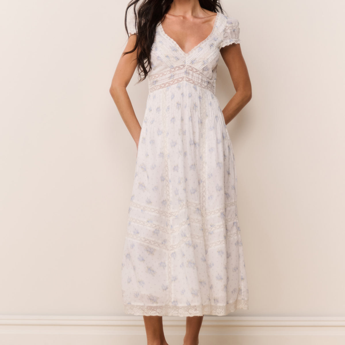 suvi lace trim cocktail dress Suvi Heritage Midi Dress Baby Bluebell / XXL