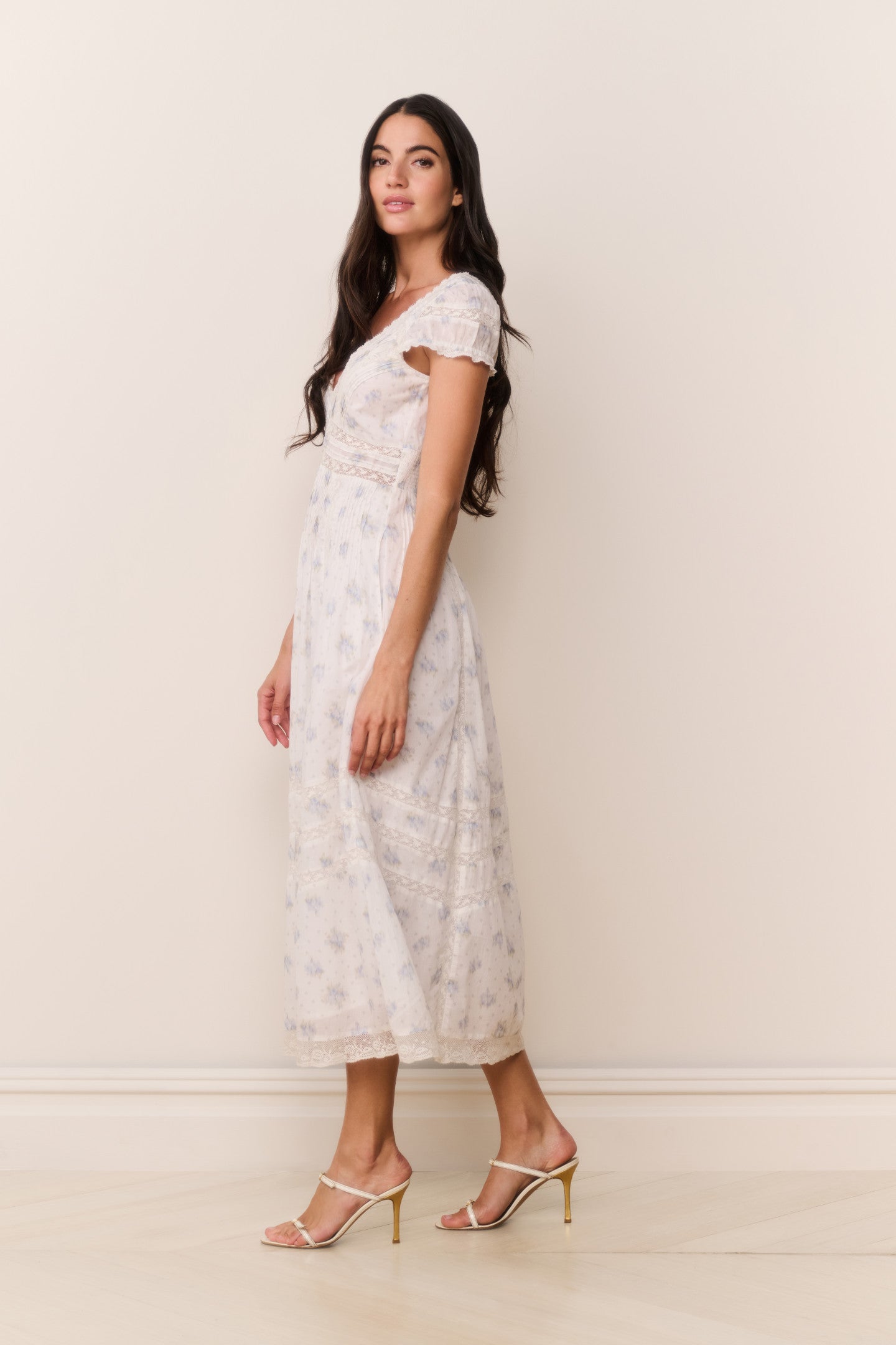 SUVI-DRESS-ARCTIC-VANILLA-